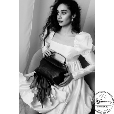 Женская кожаная сумка "Орнелла" (чёрная)